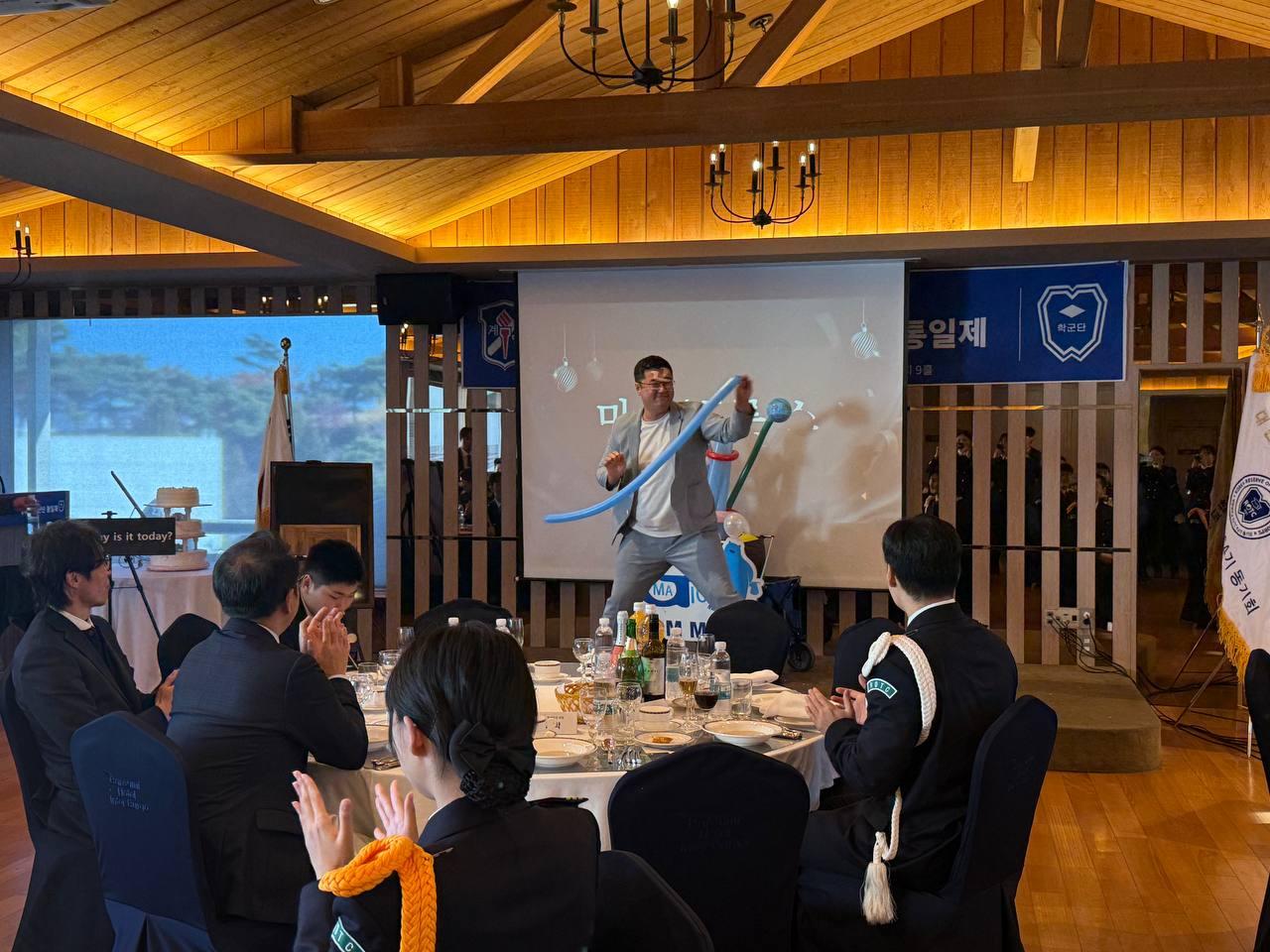 마술쇼.jpg 첨부 이미지